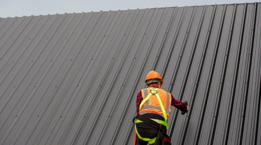 Professional metal roof installation services in Evening Shade, AR